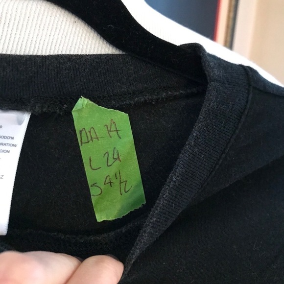 I’m not SHORT I’m ELF SIZE Shirt T-Shirt Sz Small - Picture 5 of 8